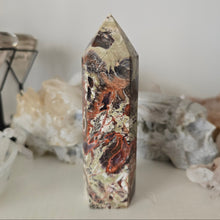 Load image into Gallery viewer, Money Agate Tower
