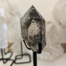 Load image into Gallery viewer, Garden Quartz Points on Stand
