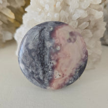 Load image into Gallery viewer, Porcelain Jasper Round Palmstone
