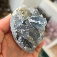 Load image into Gallery viewer, Celestite Cluster Egg
