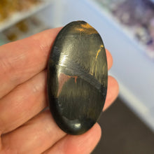 Load image into Gallery viewer, Mara Mamba Tiger&#39;s Eye Palmstone
