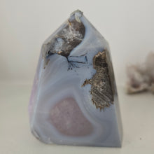 Load image into Gallery viewer, Amethyst Agate Freeform
