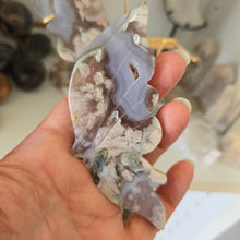 Load image into Gallery viewer, Black Flower Agate Butterfly Wings
