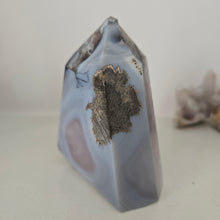 Load image into Gallery viewer, Amethyst Agate Freeform

