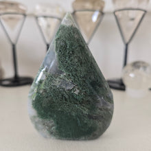 Load image into Gallery viewer, Moss Agate Flame
