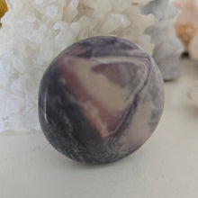 Load image into Gallery viewer, Porcelain Jasper Round Palmstone
