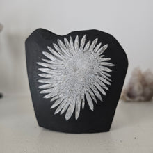 Load image into Gallery viewer, Chrysanthemum Stone Freeform
