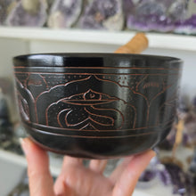 Load image into Gallery viewer, Singing Bowl - Buddha Black - 15 cm
