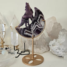 Load image into Gallery viewer, Chevron Amethyst Moon Howling Wolf
