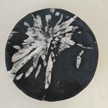 Load image into Gallery viewer, Chrysanthemum Stone Plate

