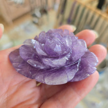 Load image into Gallery viewer, Amethyst Rose on Stand
