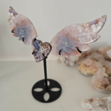 Load image into Gallery viewer, Black Flower Agate Heart Wings
