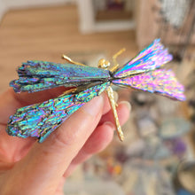 Load image into Gallery viewer, Aura Kyanite Dragonfly - Rainbow
