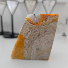 Load image into Gallery viewer, Bumblebee Jasper Freeform
