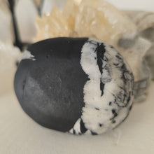 Load image into Gallery viewer, Chrysanthemum Stone Palmstone
