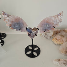 Load image into Gallery viewer, Black Flower Agate Heart Wings
