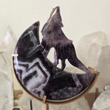 Load image into Gallery viewer, Chevron Amethyst Moon Howling Wolf
