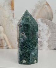 Load image into Gallery viewer, Moss Agate Tower
