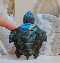 Load image into Gallery viewer, Labradorite Turtle
