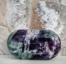 Load image into Gallery viewer, Feather Fluorite Palmstone with Rainbows
