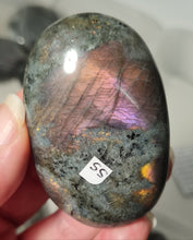 Load image into Gallery viewer, Purple Labradorite Palmstone
