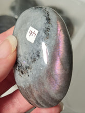 Load image into Gallery viewer, Purple Labradorite Palmstone
