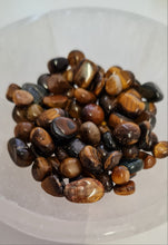 Load image into Gallery viewer, Tiger Eye Chips - 50g
