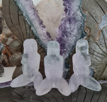 Load image into Gallery viewer, Fluorite Kneeling Lady
