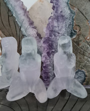 Load image into Gallery viewer, Fluorite Kneeling Lady

