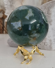 Load image into Gallery viewer, Butterfly Sphere Stand -- Gold
