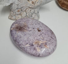 Load image into Gallery viewer, Lepidolite Gallet
